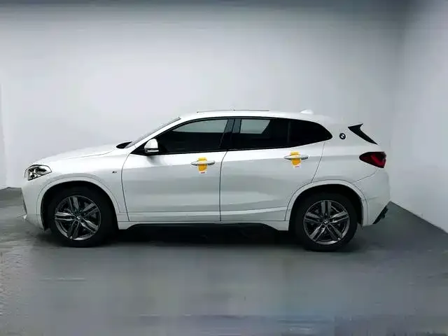 BMW X2 — фото 10