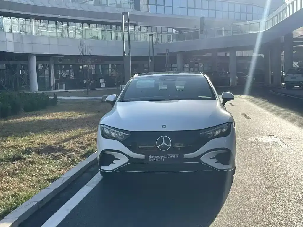 Mercedes-Benz EQE 2025 из CN, фото 8