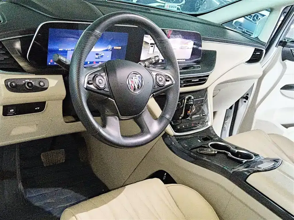 Buick GL8 2023 из CN, фото 10