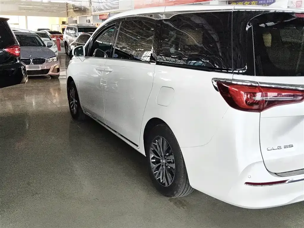 Buick GL8 2023 из CN, фото 6