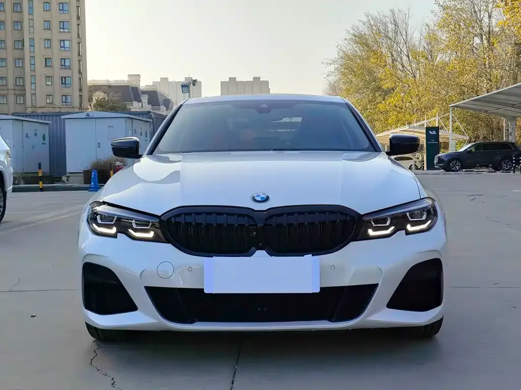BMW 3 Series 2022 из CN, фото 8