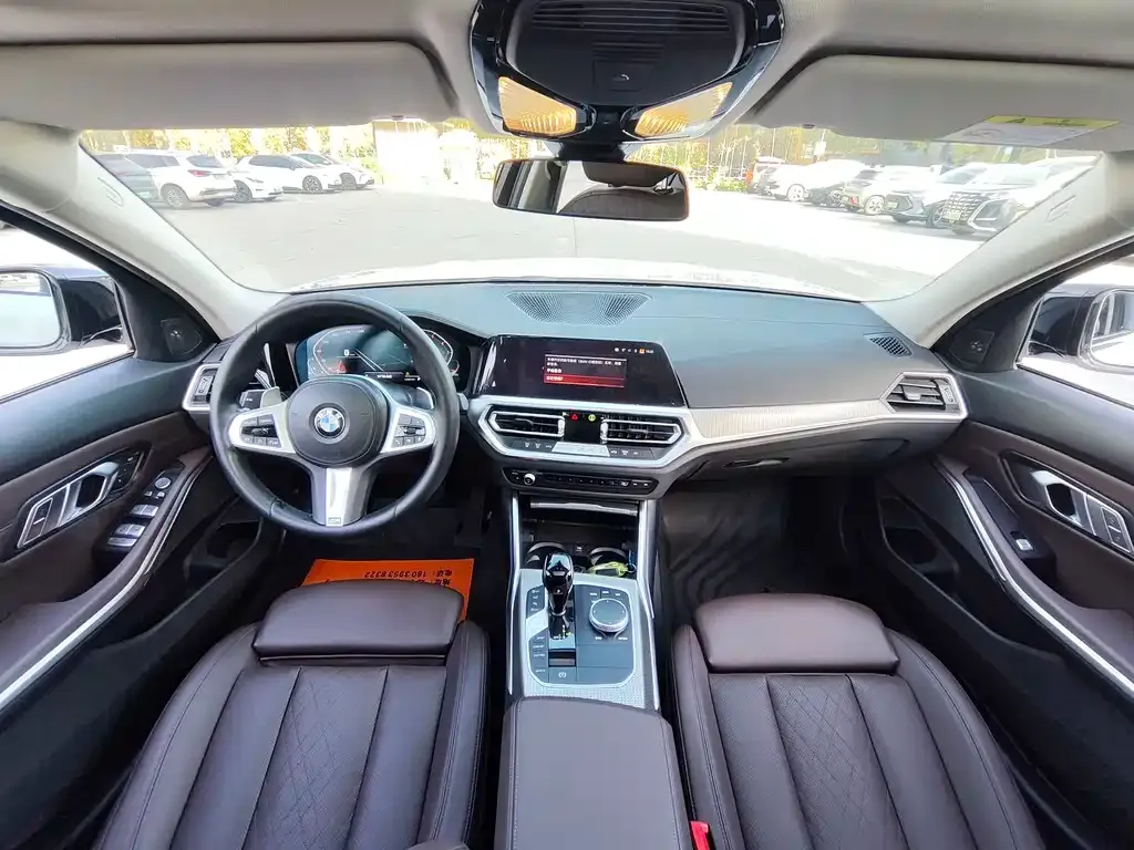 BMW 3 Series 2022 из CN, фото 4