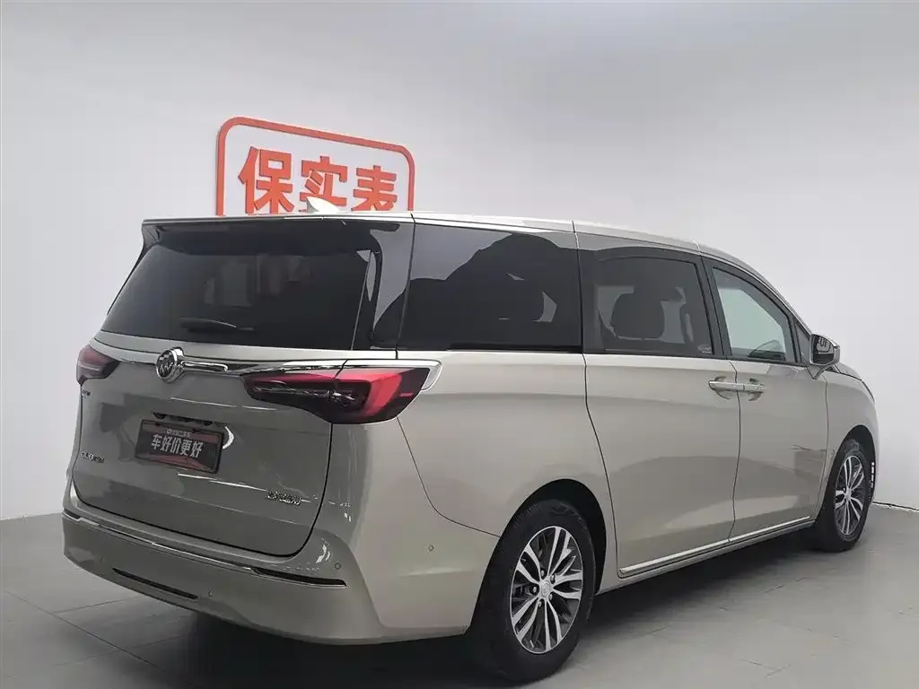 Buick GL8 2022 из CN, фото 3