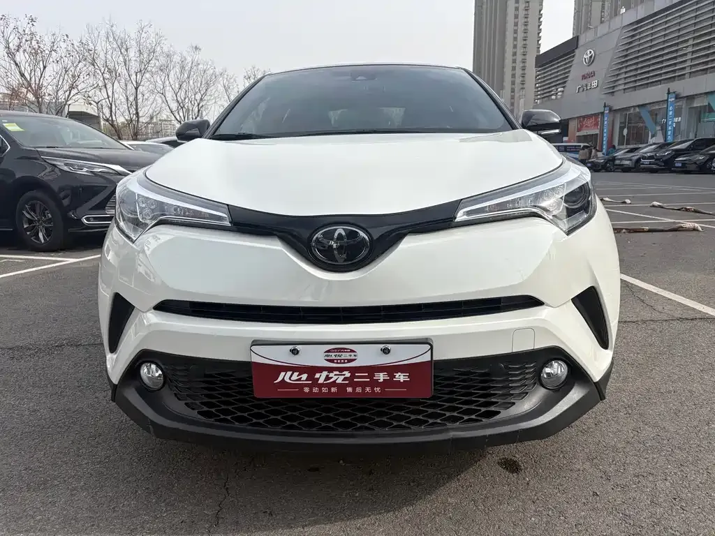 Toyota C-HR — фото 6