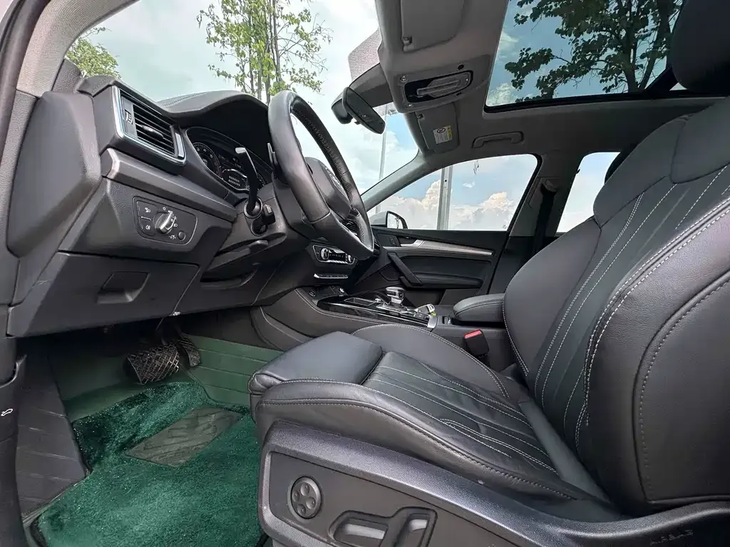 Audi Q5L 2023 из CN, фото 5