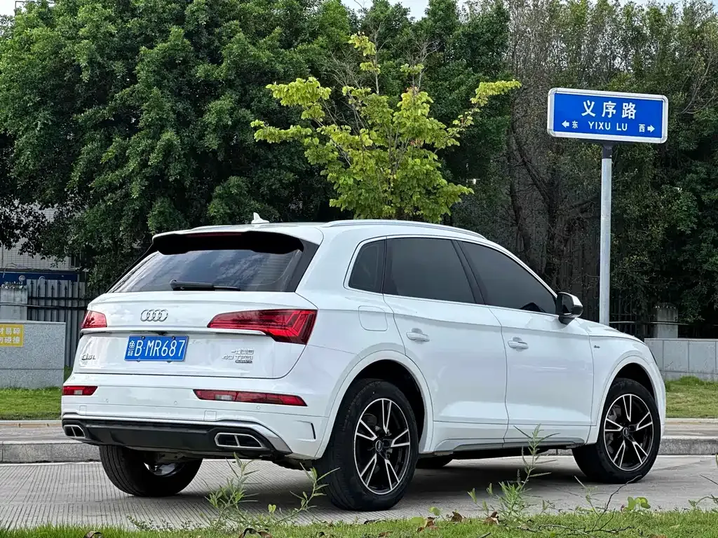 Audi Q5L 2023 из CN, фото 9