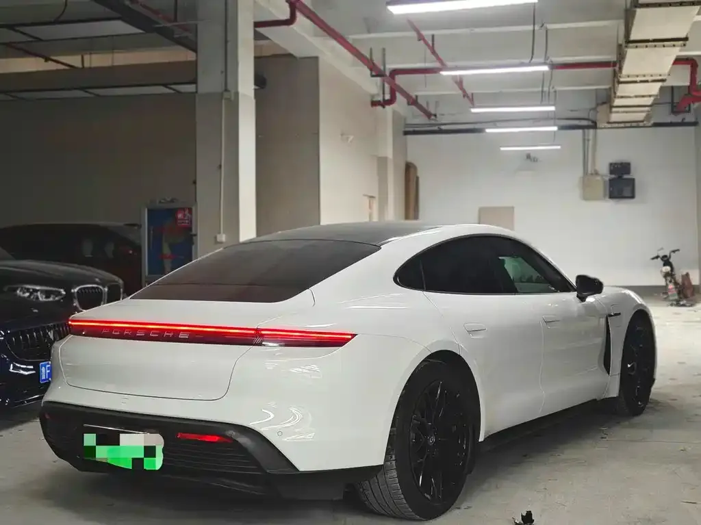 Porsche Taycan 2021 из CN, фото 7