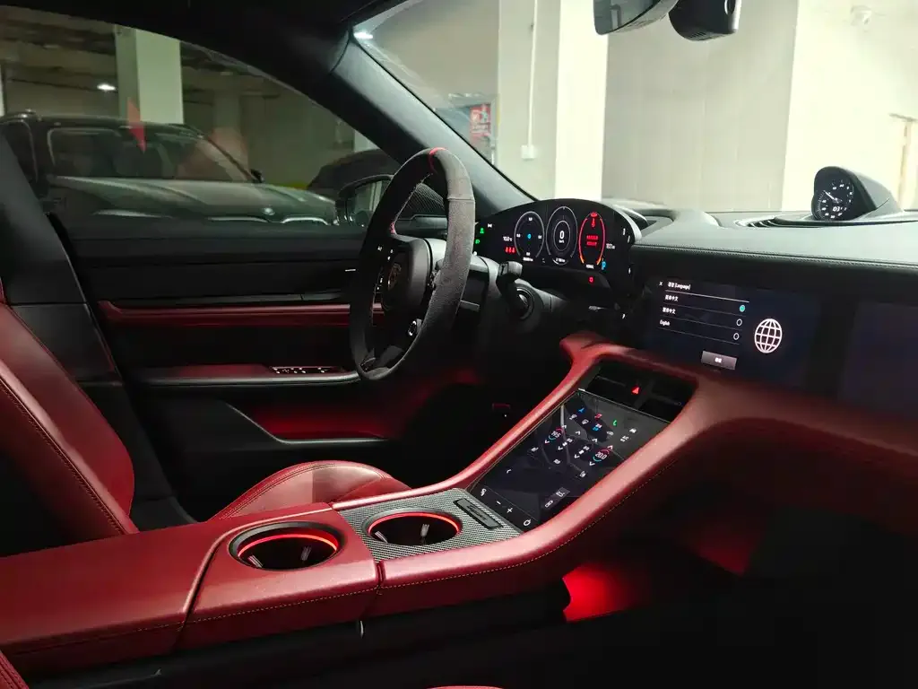 Porsche Taycan 2021 из CN, фото 8
