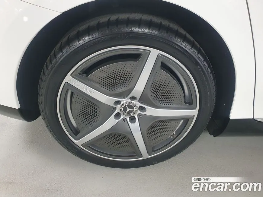 Mercedes-Benz EQE 2023 из KR, фото 5