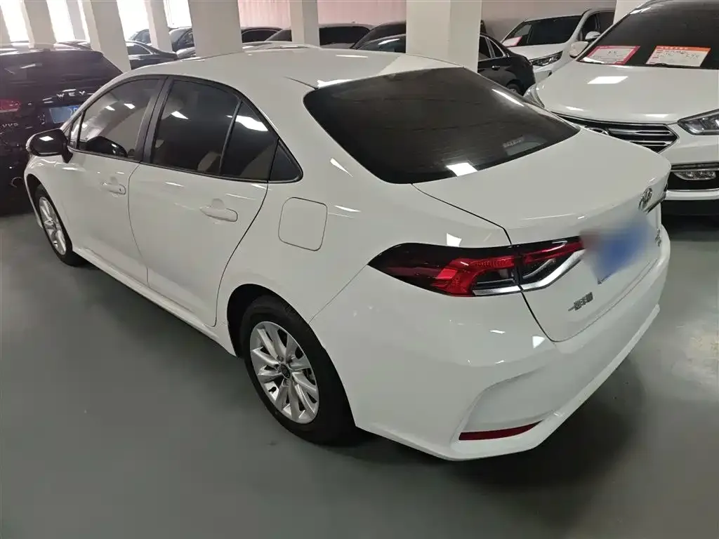 Toyota Corolla 2024 из CN, фото 5