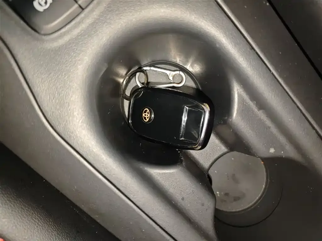 Toyota Corolla 2024 из CN, фото 9