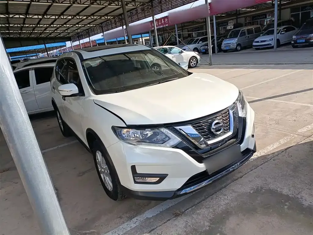 Nissan X-Trail — фото 5