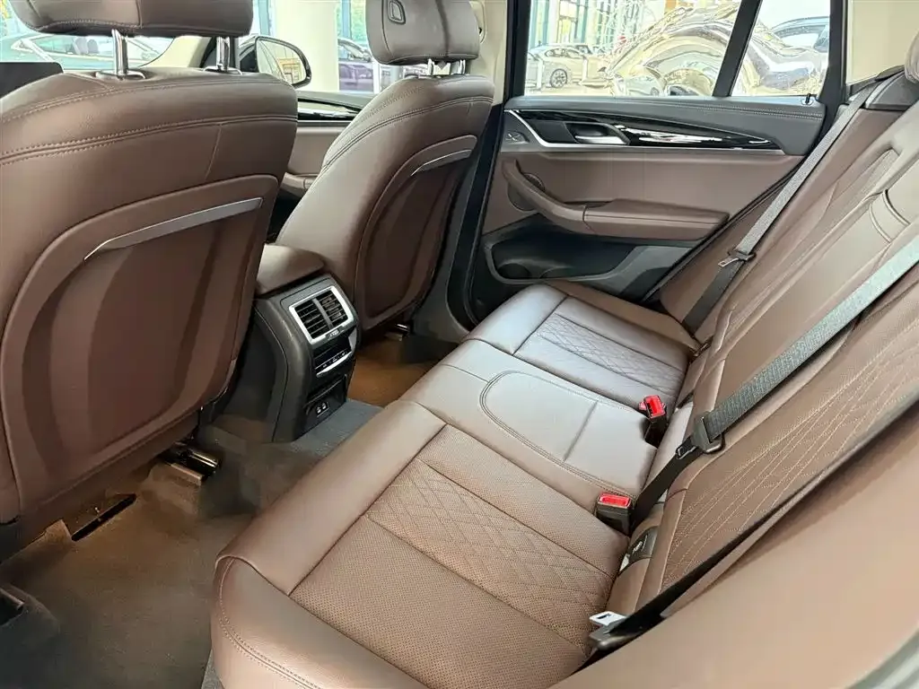 BMW X3 2024 из CN, фото 3