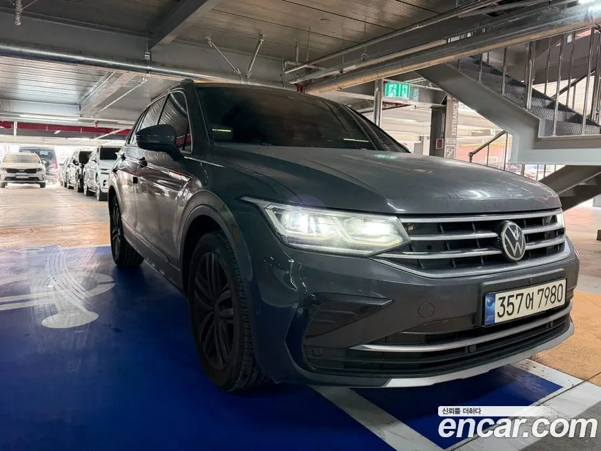 Volkswagen Tiguan 2021 из KR, фото 1
