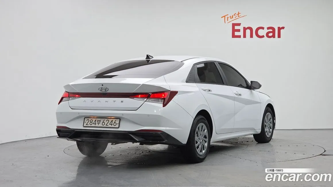 Hyundai AVANTE 2022 из KR, фото 4