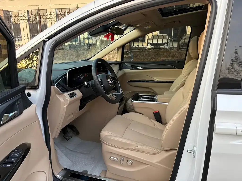 Buick GL8 Hybrid 2025 из CN, фото 3