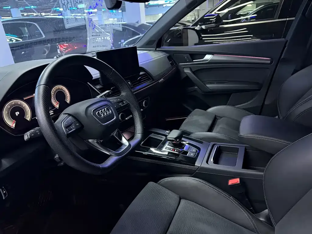 Audi Q5L Sportback 2022 из CN, фото 6