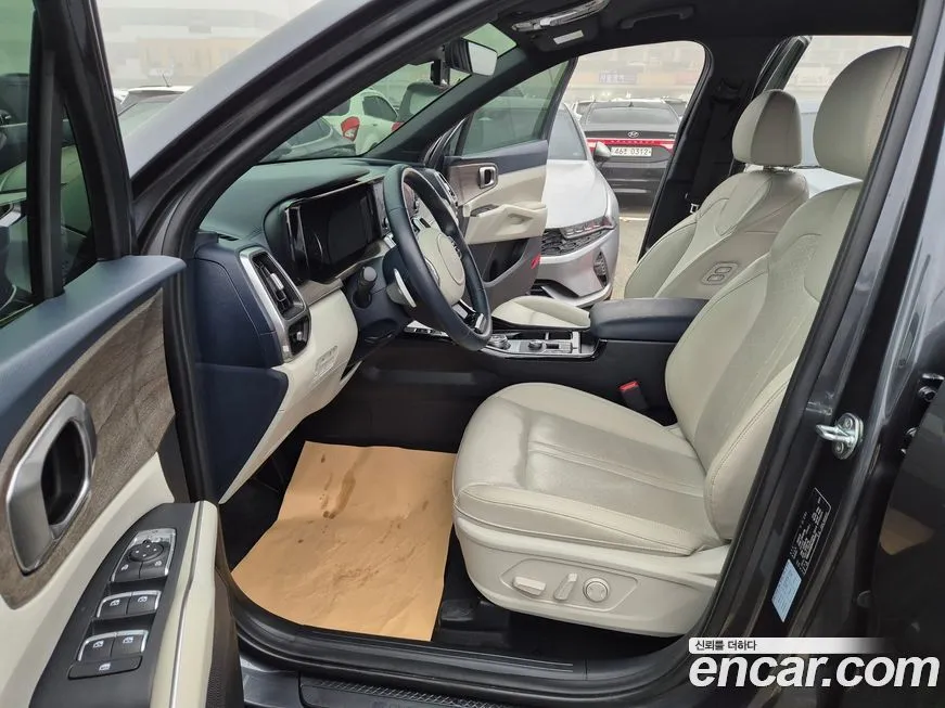 Kia Sorento — фото 8