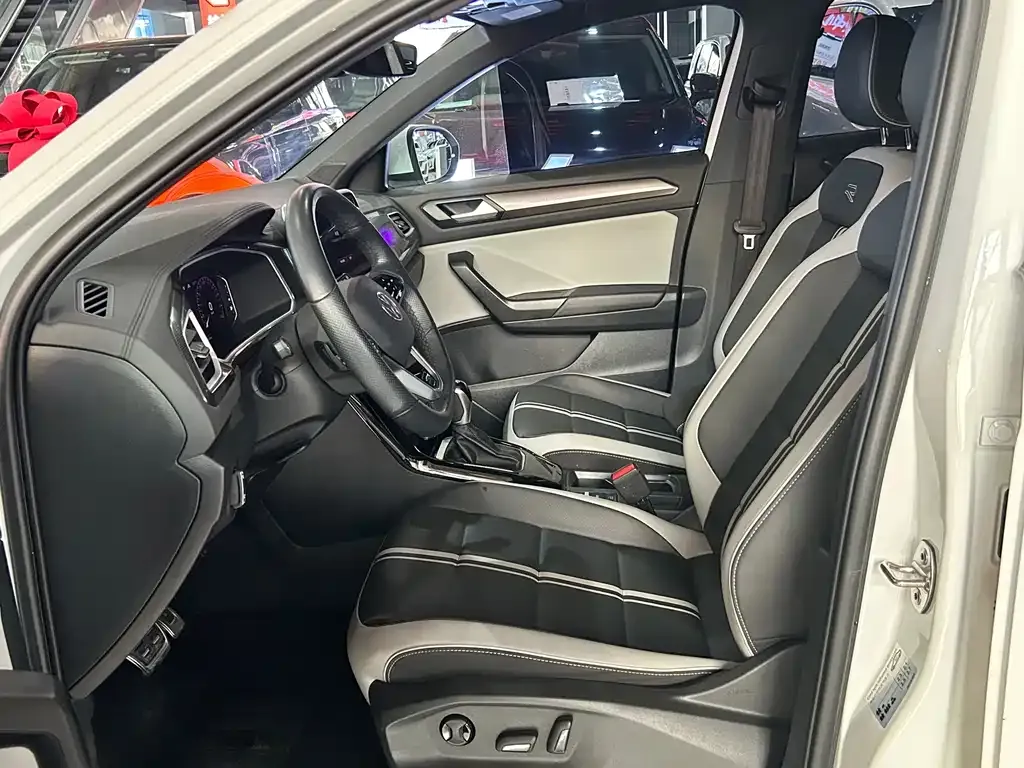 Volkswagen T-Roc 2024 из CN, фото 9