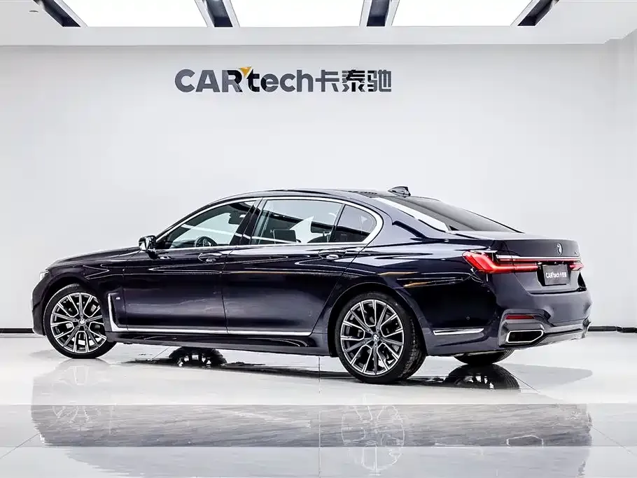 BMW 7 Series 2021 из CN, фото 6