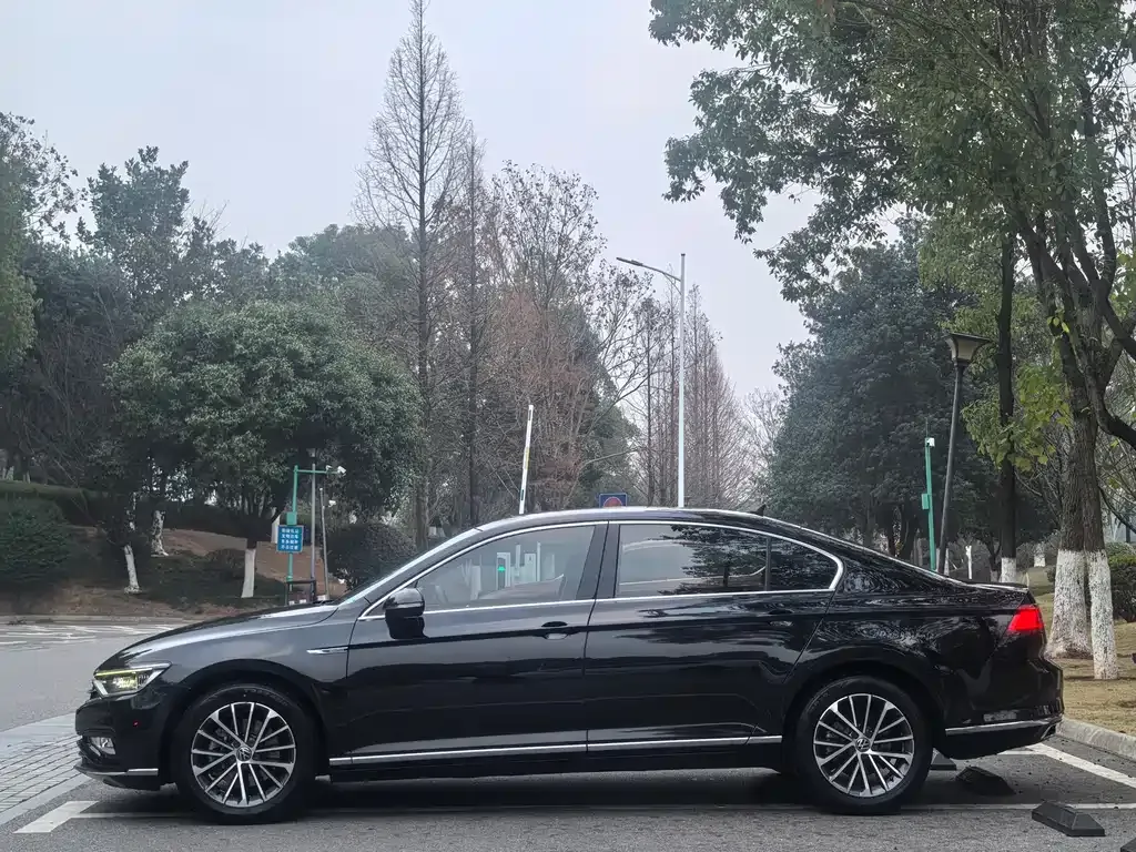 Volkswagen Magotan 2021 из CN, фото 7