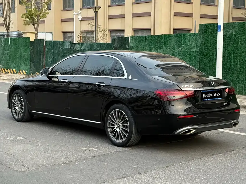 Mercedes-Benz E-Class 2021 из CN, фото 3