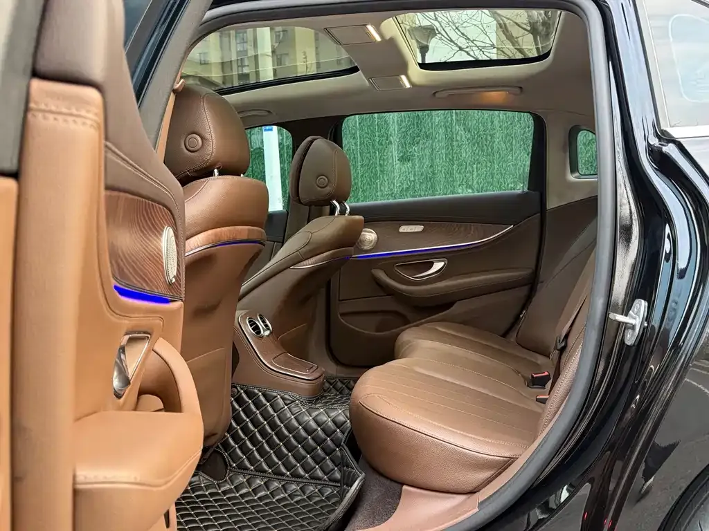 Mercedes-Benz E-Class 2021 из CN, фото 4