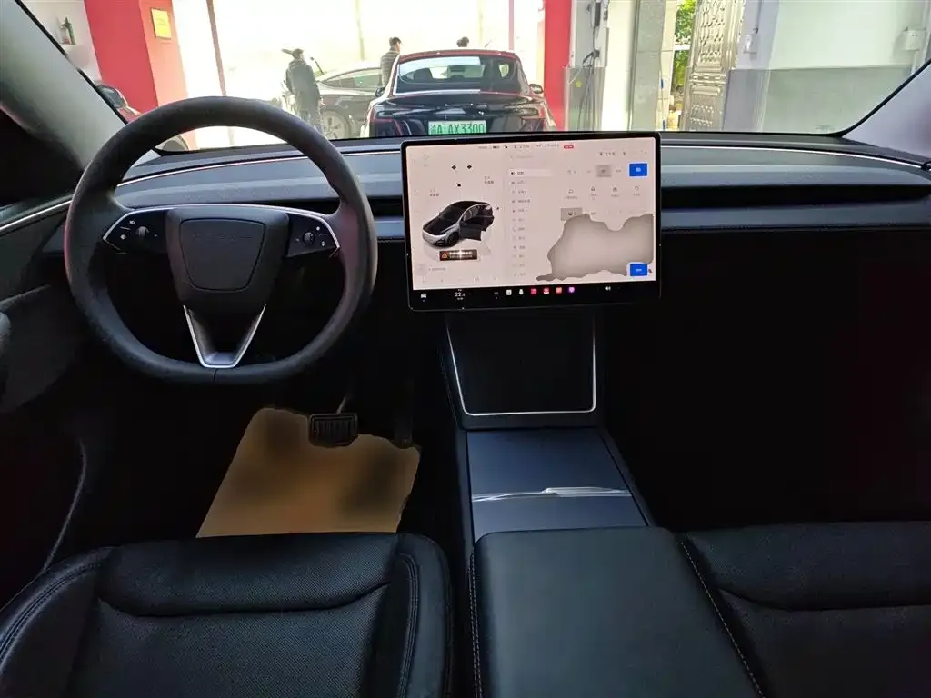 Tesla Model Y 2025 из CN, фото 3