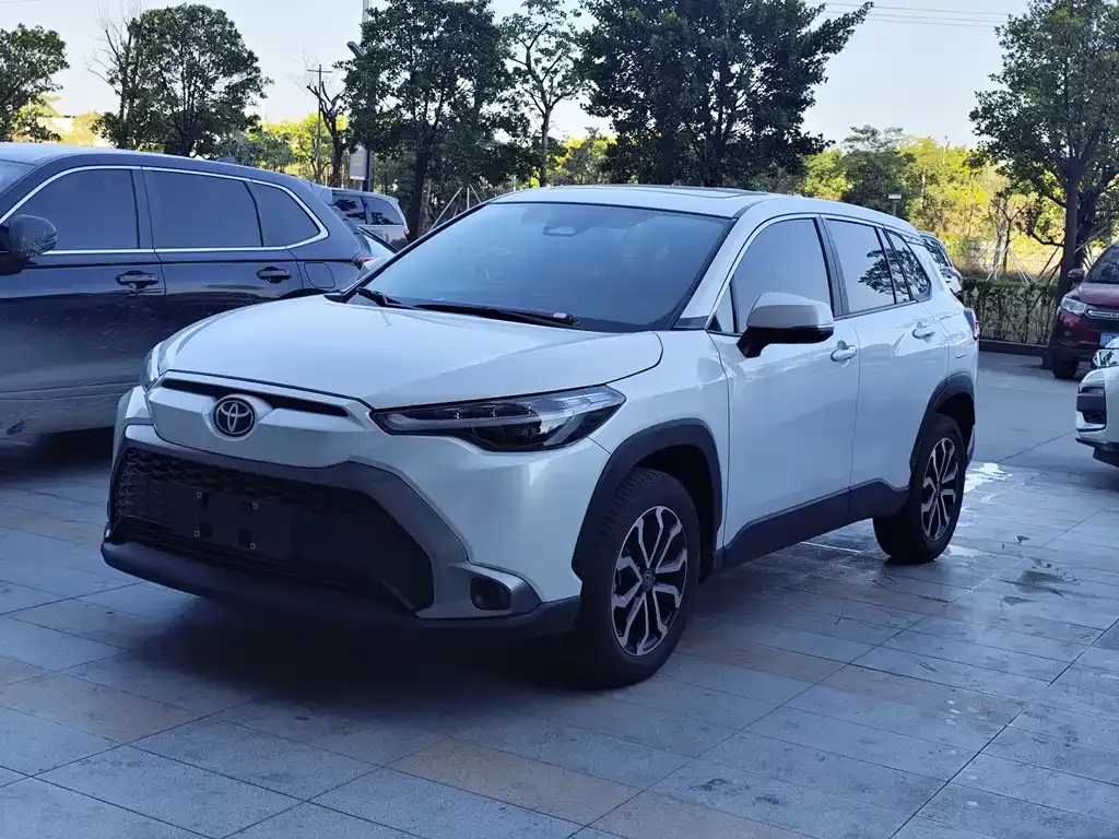 Toyota Frontlander 2024 из CN, фото 1
