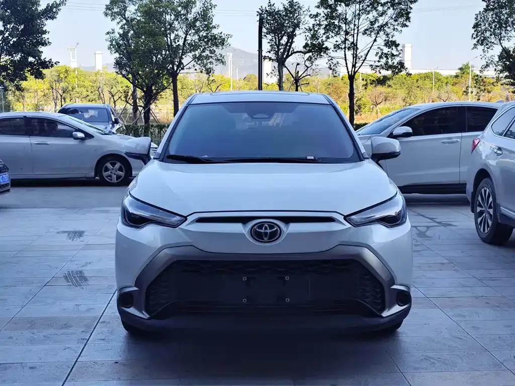 Toyota Frontlander 2024 из CN, фото 6