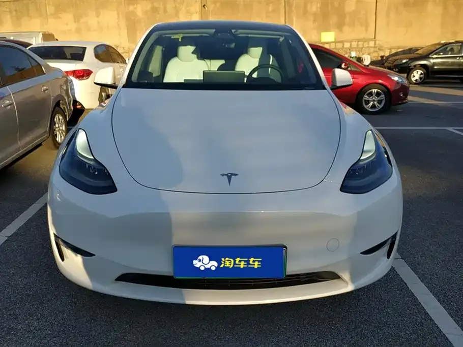 Tesla Model Y 2024 из CN, фото 8