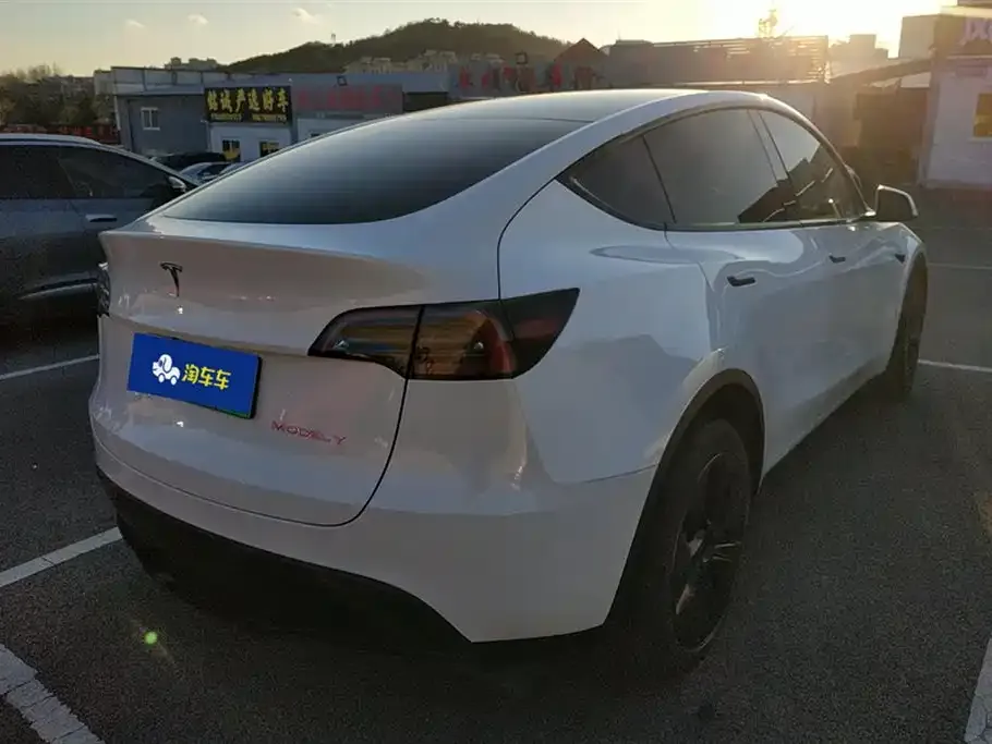 Tesla Model Y 2024 из CN, фото 5