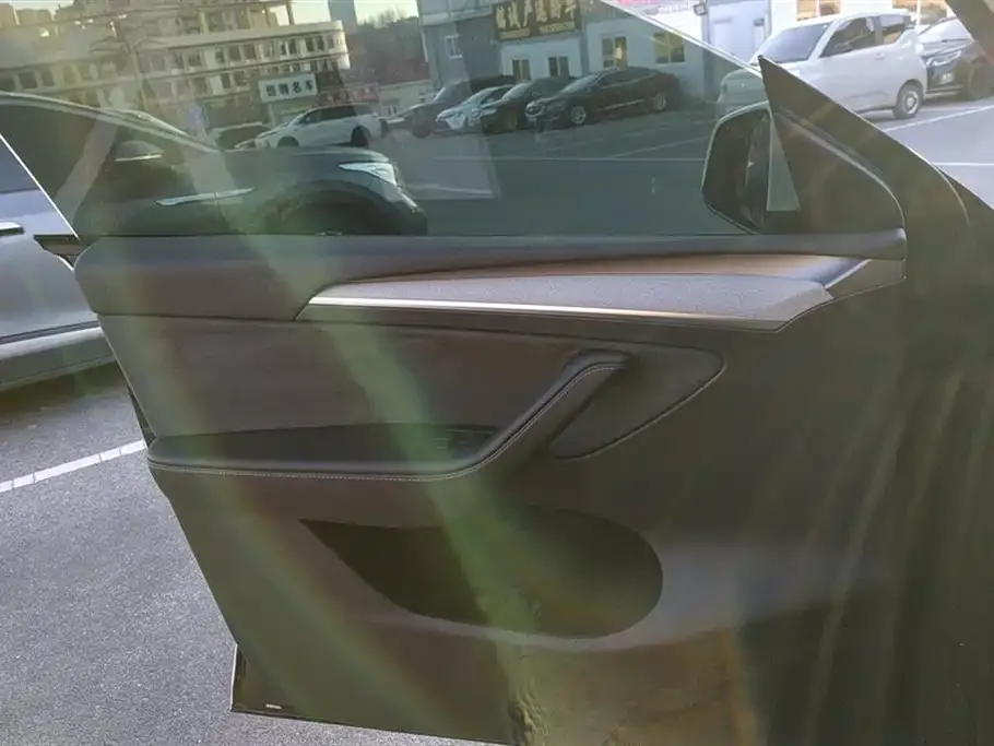 Tesla Model Y 2024 из CN, фото 6