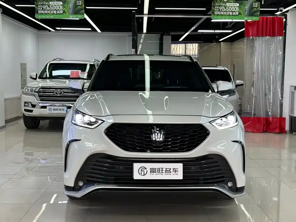 Toyota Crown Kluger 2024 из CN, фото 6