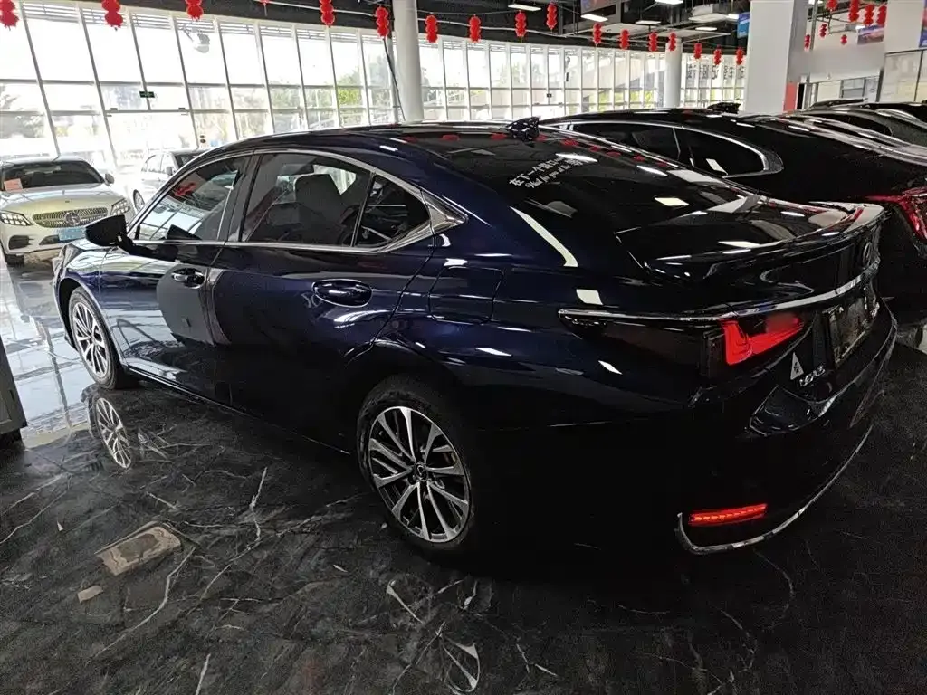 Lexus ES 2024 из CN, фото 8