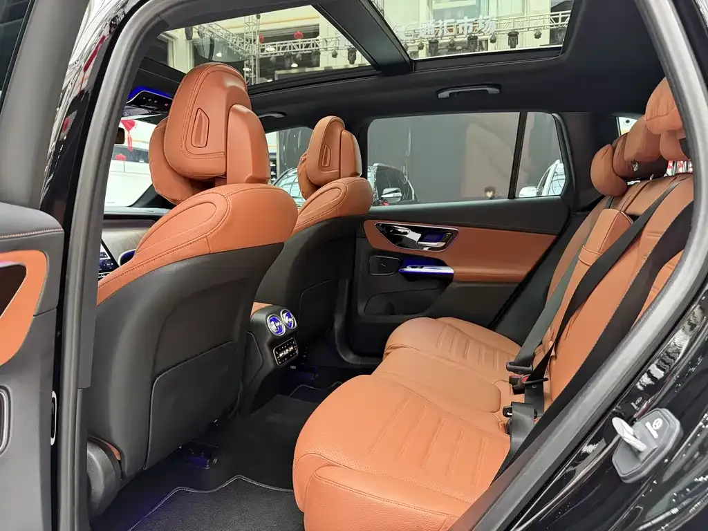 Mercedes-Benz GLC 2024 из CN, фото 3