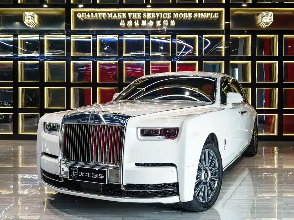 Rolls-Royce Phantom — фото 1
