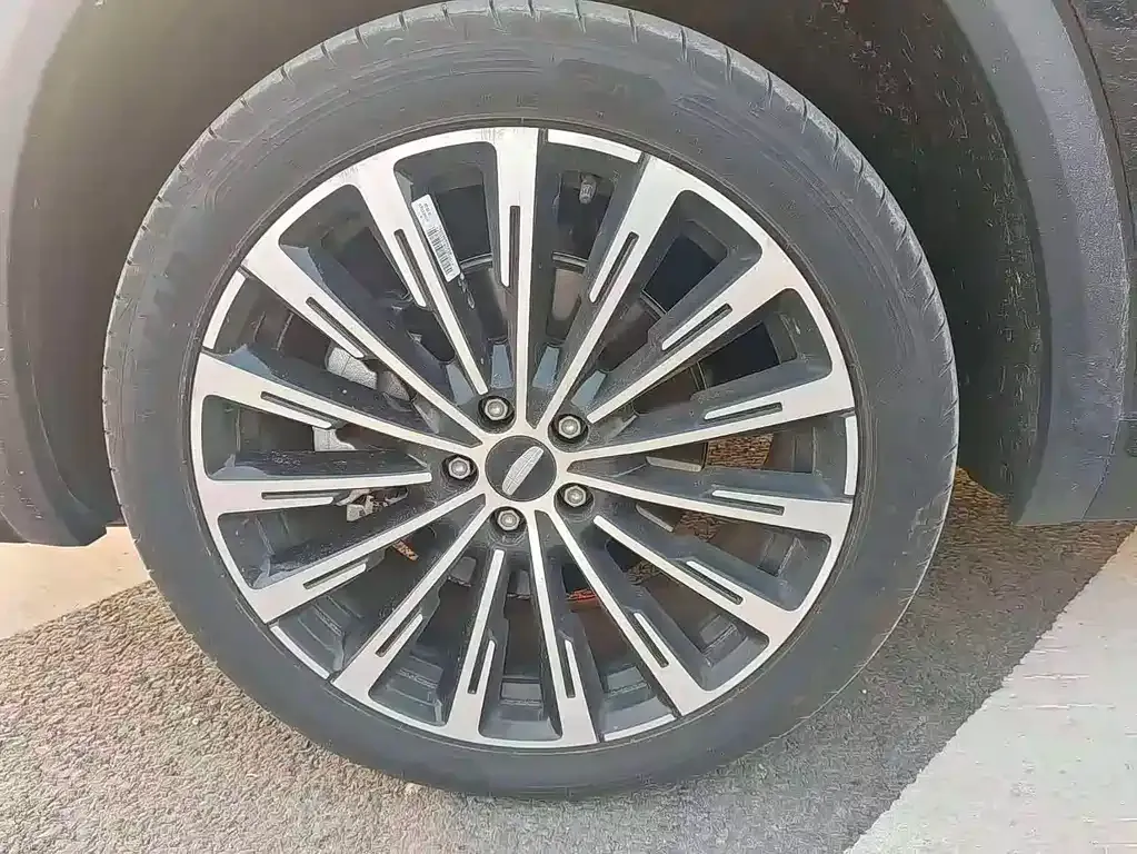 Geely Xingyue L 2025 из CN, фото 6