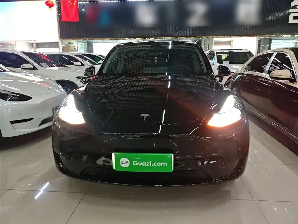 Tesla Model Y — фото 4