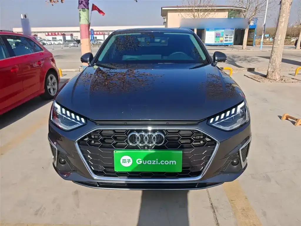 Audi A4L 2022 из CN, фото 3