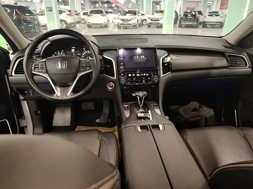 Honda Avancier — фото 10