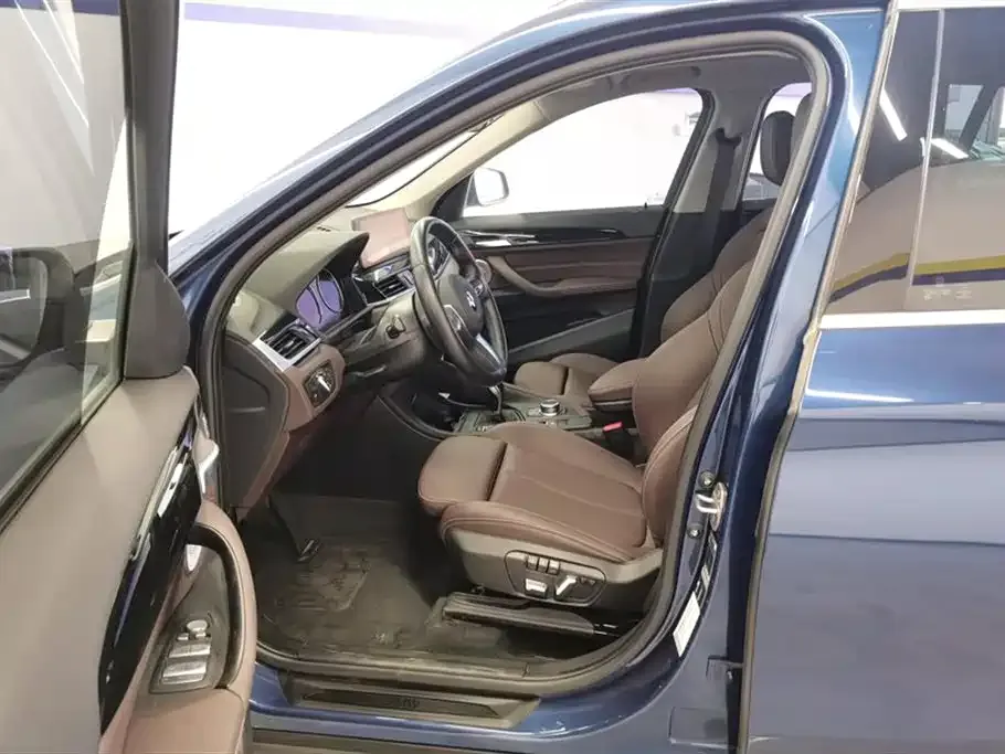 BMW X1 2022 из CN, фото 4