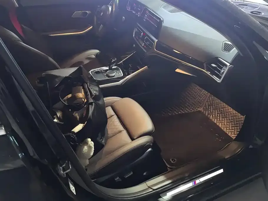 BMW 3 Series 2022 из CN, фото 6