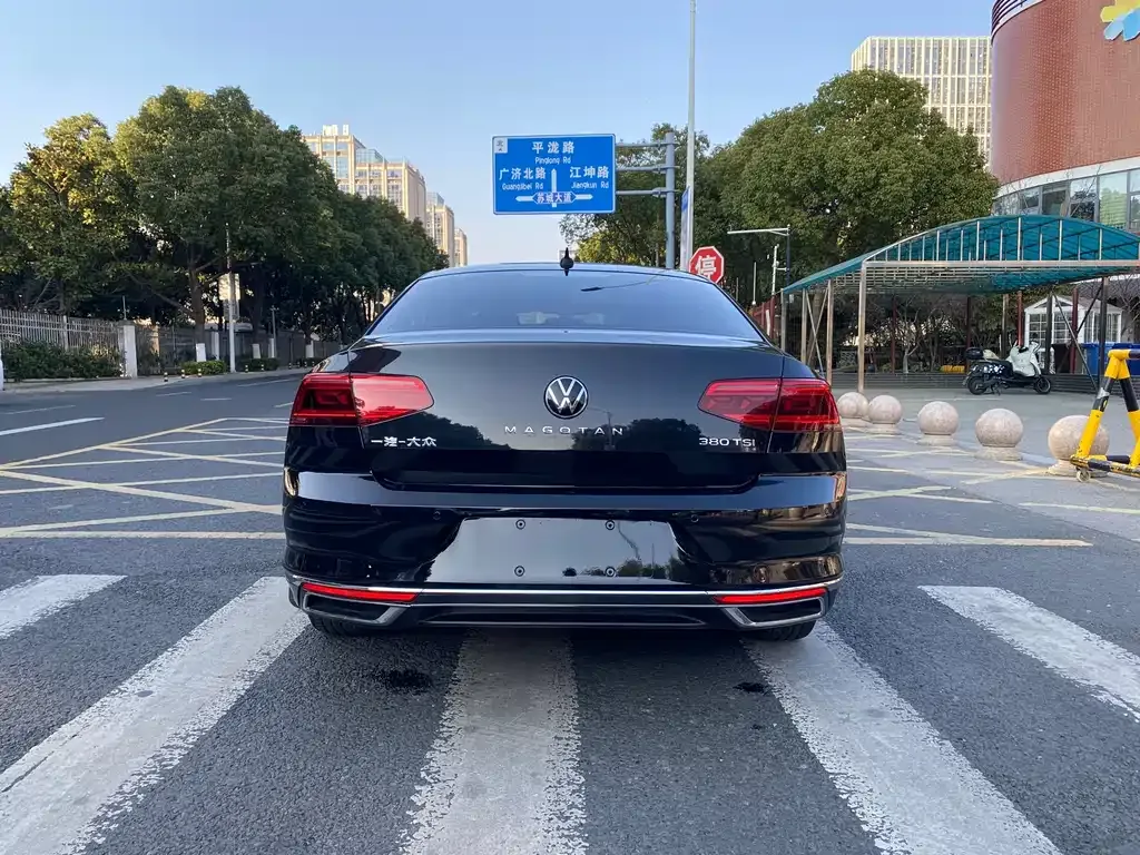 Volkswagen Magotan 2021 из CN, фото 5