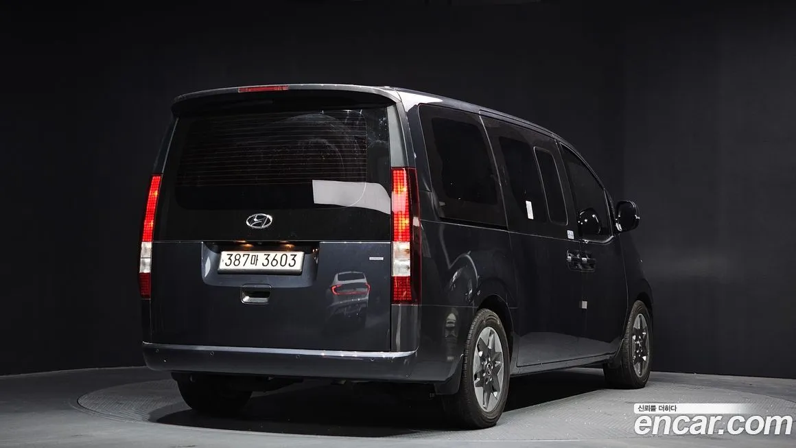 Hyundai Staria 2023 из KR, фото 7
