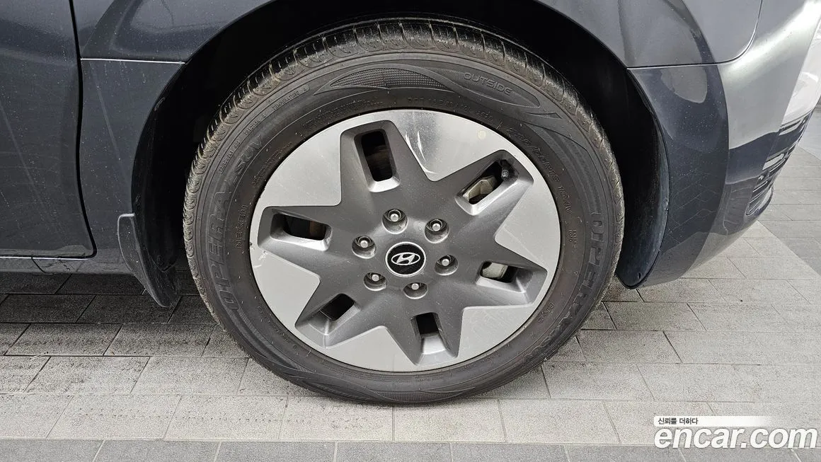 Hyundai Staria 2023 из KR, фото 9