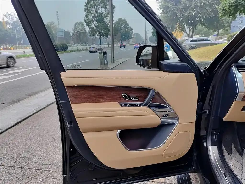 Land Rover Range Rover 2024 из CN, фото 6