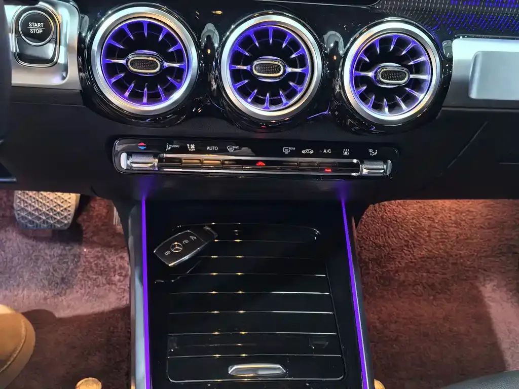 Mercedes-Benz EQB 2023 из CN, фото 10