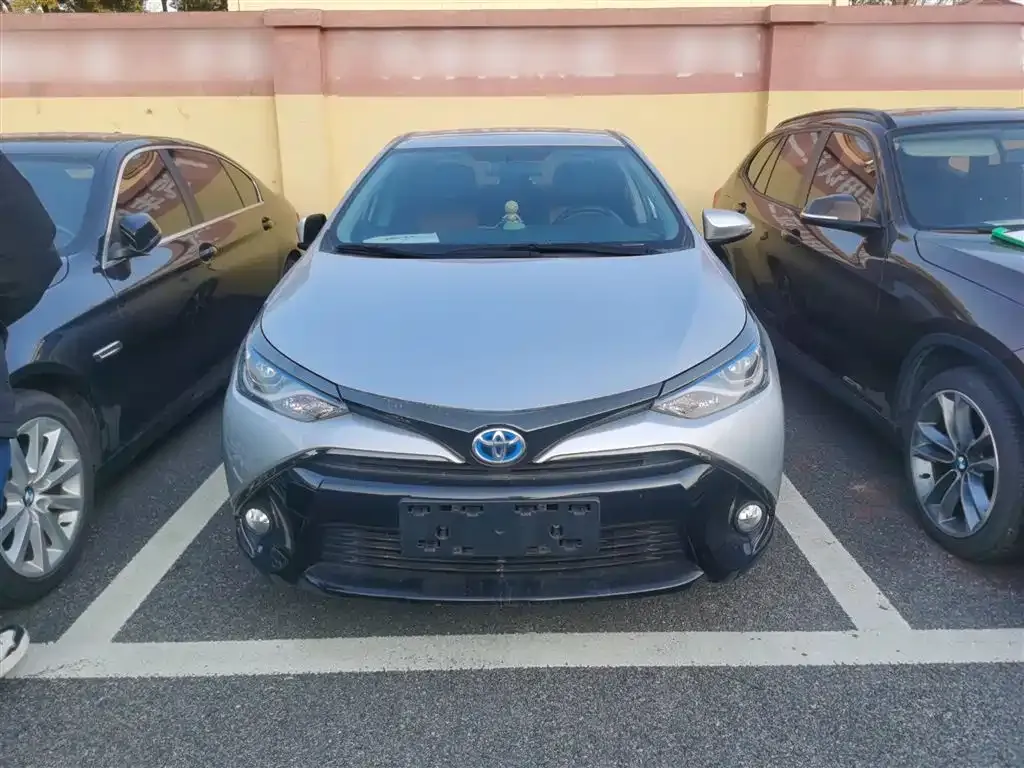 Toyota Levin Twin Engine E+ 2021 из CN, фото 3