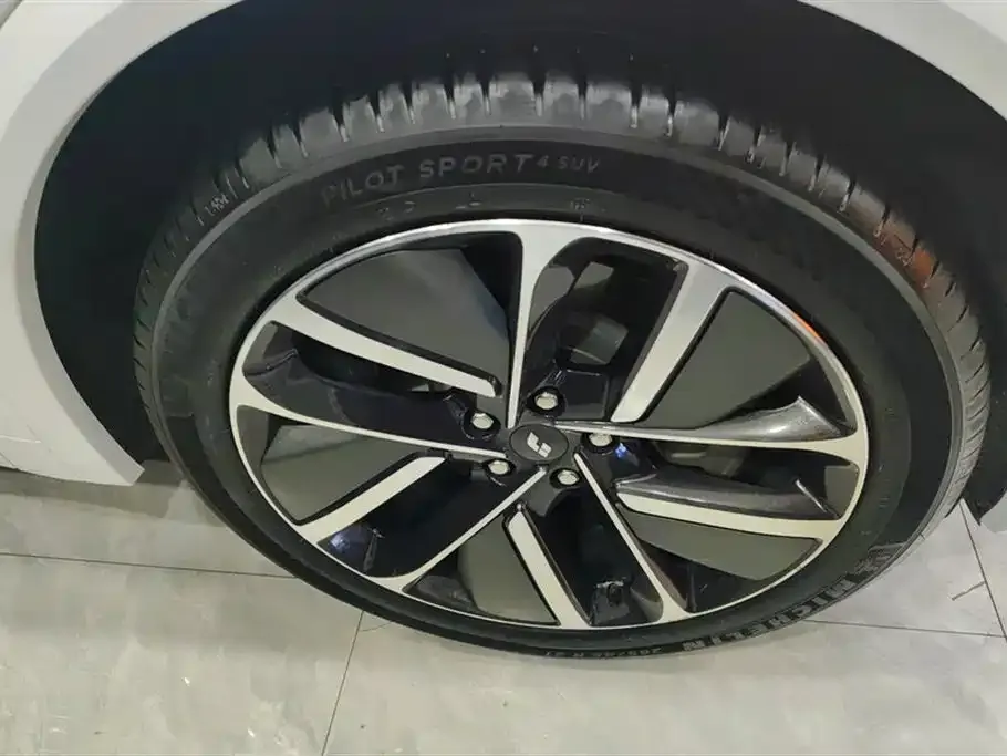 Li Auto L7 2025 из CN, фото 8